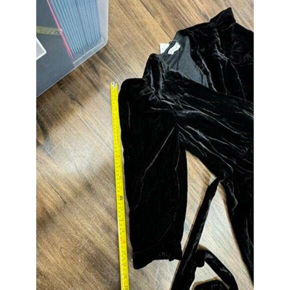 NWT!! RHODE "LAINEY" DRESS ,Black,Goth,Halloween, Velvet, Wrap, - Picture 13 of 16